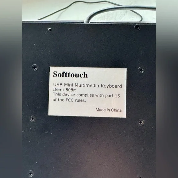 Softtouch USB Mini Multimedia Keyboard - Picture 6 of 13